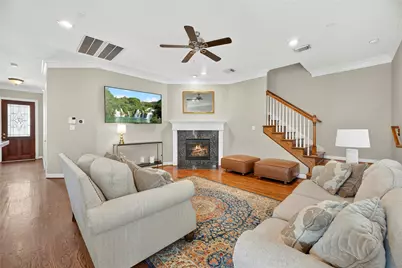 2606 Shady Acres Landing, Houston, TX 77008 - Photo 14