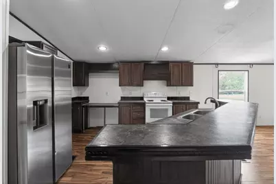 135 Kiowa Trail, Lockhart, TX 78644 - Photo 16