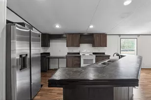 135 Kiowa Trail, Lockhart, TX 78644 - Photo 16