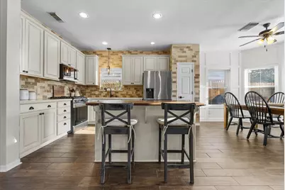 1819 Calypso Cove Court, Pasadena, TX 77586 - Photo 12