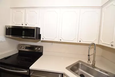 2595 Marilee Lane #2, Houston, TX 77057 - Photo 10
