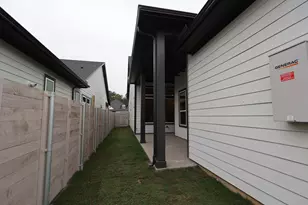 11429 Billy Bobs St, Montgomery, TX 77316 - Photo 2