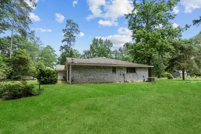 2395 Southline Road, Conroe, TX 77384 - Photo 30