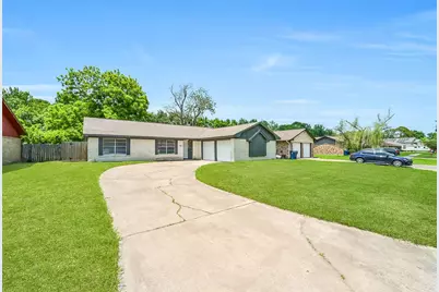 9418 Vicksburg Avenue, Texas City, TX 77591 - Photo 2