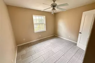 2618 Hill Ave, Dickinson, TX 77539 - Photo 8