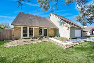 10922 Sagemorgan Dr, Houston, TX 77089 - Photo 6