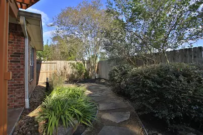 9203 Memorial Pines Way, Spring, TX 77379 - Photo 44