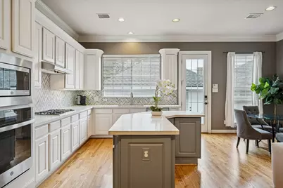 1525 W 25th Street, Houston, TX 77008 - Photo 12