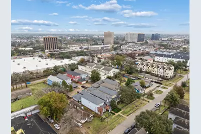 1525 W 25th Street, Houston, TX 77008 - Photo 38