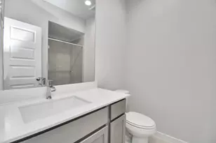 327 Ice Shr Trl, Dayton, TX 77535 - Photo 8