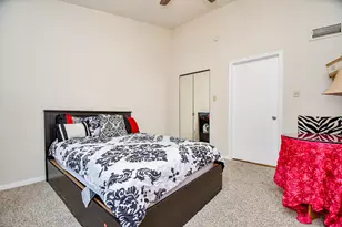 8055 Cambridge St, Houston, TX 77054 - Photo 18