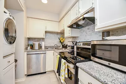8055 Cambridge Street #22B, Houston, TX 77054 - Photo 8