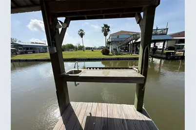 1120 & 1122 Prides Lane, Crystal Beach, TX 77650 - Photo 6