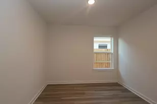 962 Garden Path Dr, Willis, TX 77378 - Photo 12