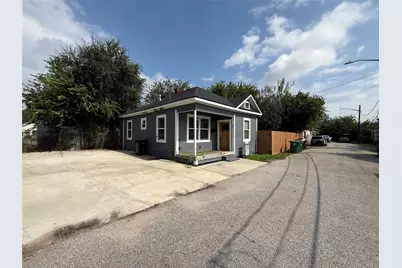 1 Canal Court, Houston, TX 77011 - Photo 2