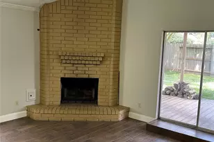 3118 Redcliff Dr, Sugar Land, TX 77479 - Photo 10