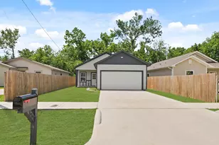 8018 Ethel St, Houston, TX 77028 - Photo 2