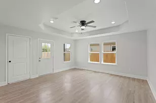 8018 Ethel St, Houston, TX 77028 - Photo 4