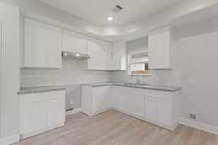 8018 Ethel St, Houston, TX 77028 - Photo 8