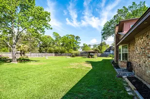 2002 Indian Shores Rd, Crosby, TX 77532 - Photo 30