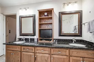 2002 Indian Shores Rd, Crosby, TX 77532 - Photo 22