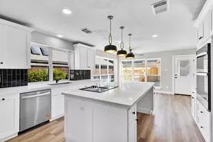 3202 Hickory Falls Dr, Kingwood, TX 77345 - Photo 16