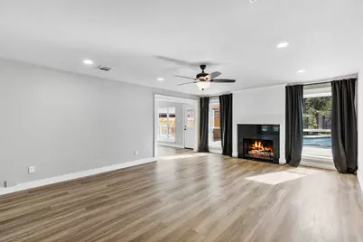 3202 Hickory Falls Drive, Kingwood, TX 77345 - Photo 10