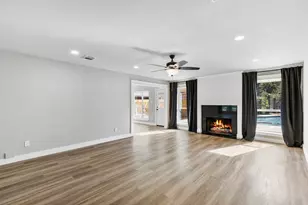 3202 Hickory Falls Dr, Kingwood, TX 77345 - Photo 10