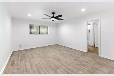 1810 Greentree Drive Drive, Huntsville, TX 77340 - Photo 22