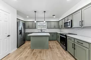 1810 Greentree Dr Dr, Huntsville, TX 77340 - Photo 16