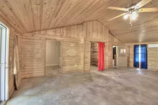 1815 Troy Johnson Rd, Lufkin, TX 75901 - Photo 10