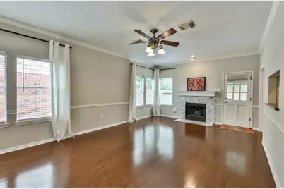 1123 Juniper Canyon Lane, Houston, TX 77062 - Photo 4