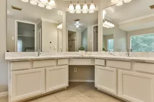 1123 Juniper Canyon Ln, Houston, TX 77062 - Photo 18