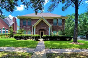 2339 Bent River Dr, Sugar Land, TX 77479 - Photo 2