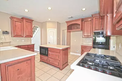 5926 Solar Point Lane, Houston, TX 77041 - Photo 6