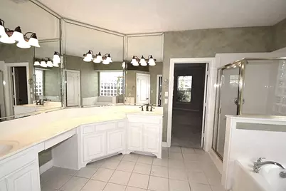 5926 Solar Point Lane, Houston, TX 77041 - Photo 16