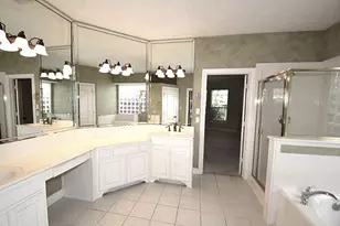 5926 Solar Point Ln, Houston, TX 77041 - Photo 16