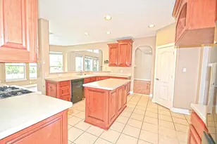 5926 Solar Point Ln, Houston, TX 77041 - Photo 8