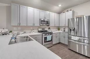 9921 Spg Crk Rd, Cleveland, TX 77327 - Photo 6