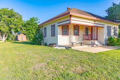 668 Fm 443 #A, Yoakum, TX 77995 - Photo 2