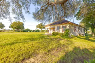 668 FM443, Yoakum, TX 77995 - Photo 22