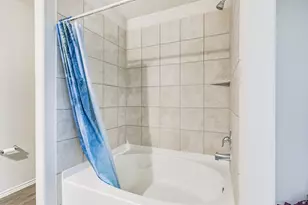 963 Lucky St, Houston, TX 77088 - Photo 16