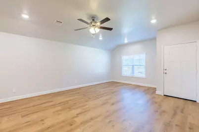 801 Roosevelt, Navasota, TX 77868 - Photo 6