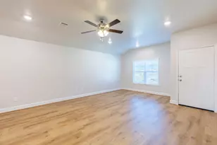 801 Roosevelt, Navasota, TX 77868 - Photo 6