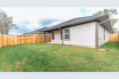 801 Roosevelt, Navasota, TX 77868 - Photo 22