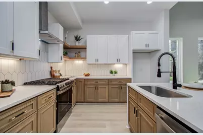 1802 Rollingwood Drive, Huntsville, TX 77340 - Photo 10