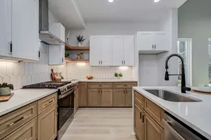 1802 Rollingwood Dr, Huntsville, TX 77340 - Photo 10