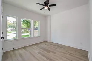 1802 Rollingwood Dr, Huntsville, TX 77340 - Photo 28