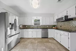 3010 Apple Valley Ln, Missouri City, TX 77459 - Photo 12