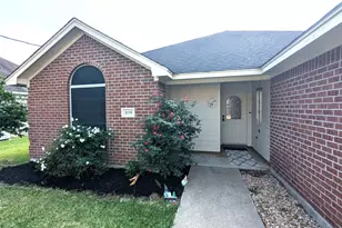 1035 N Colbert St, Dayton, TX 77535 - Photo 6
